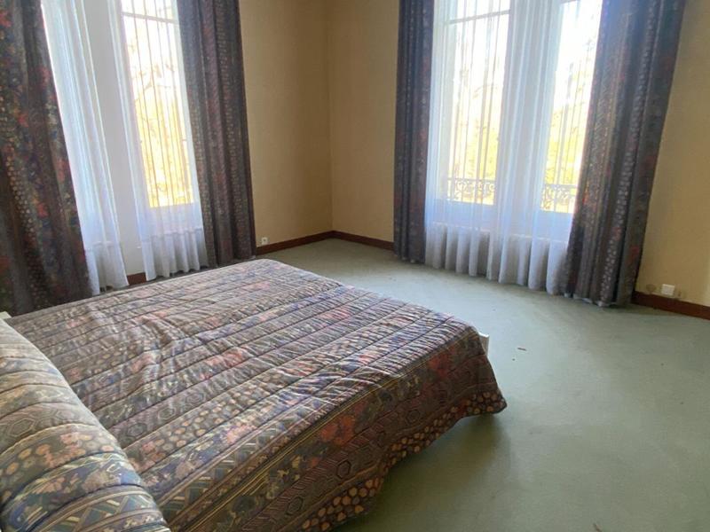 Demeure - 736 m² - 20 pièces