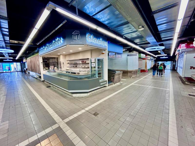 Magasins - 12 m² - 1 pièce