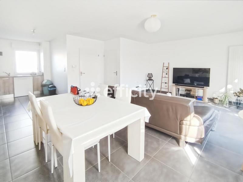 Maison - 76 m² - 4 pièces