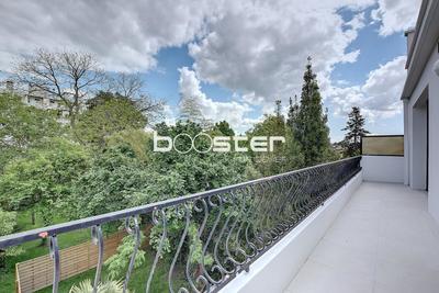 Appartement ancien - 99 m² - 4 pièces