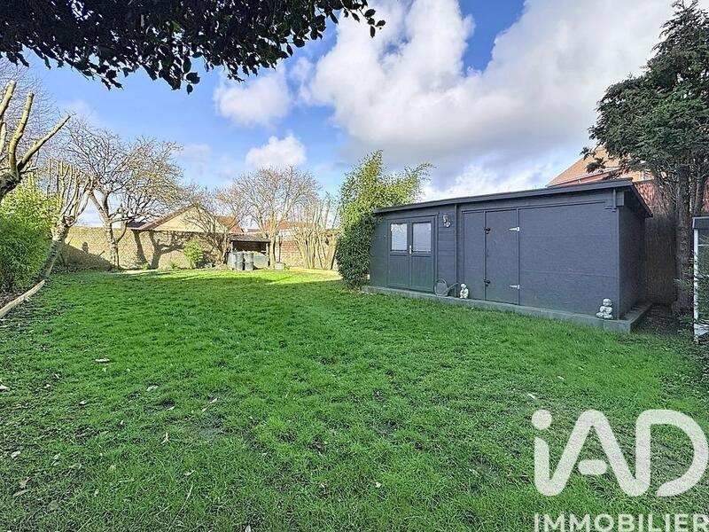 Maison - 247 m² - 10 pièces