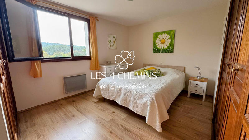 Villa - 140 m² - 5 pièces