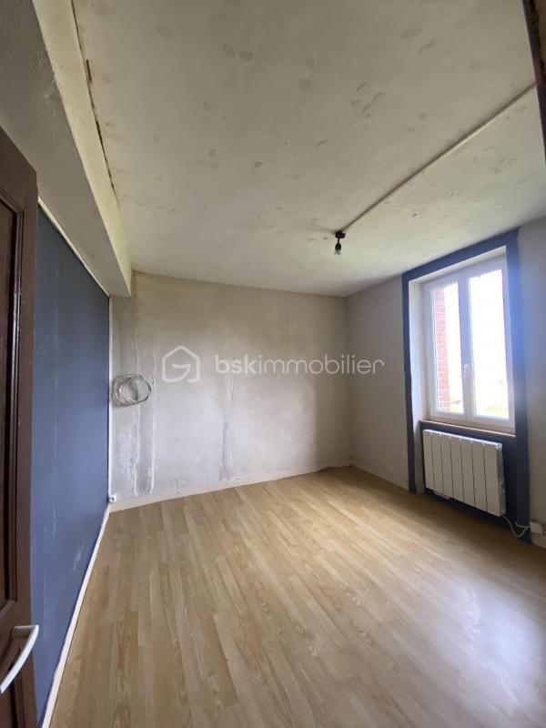 Maison - 92 m² - 5 pièces