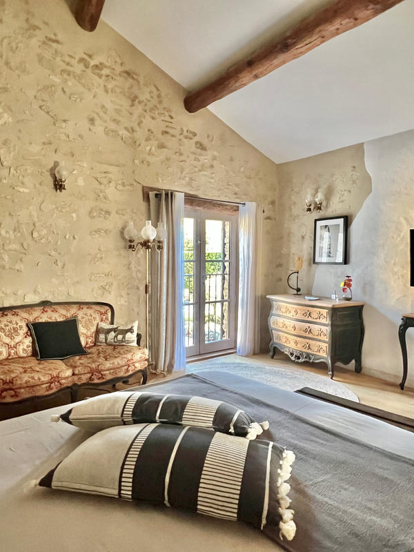 Mas - 362 m² - 8 pièces