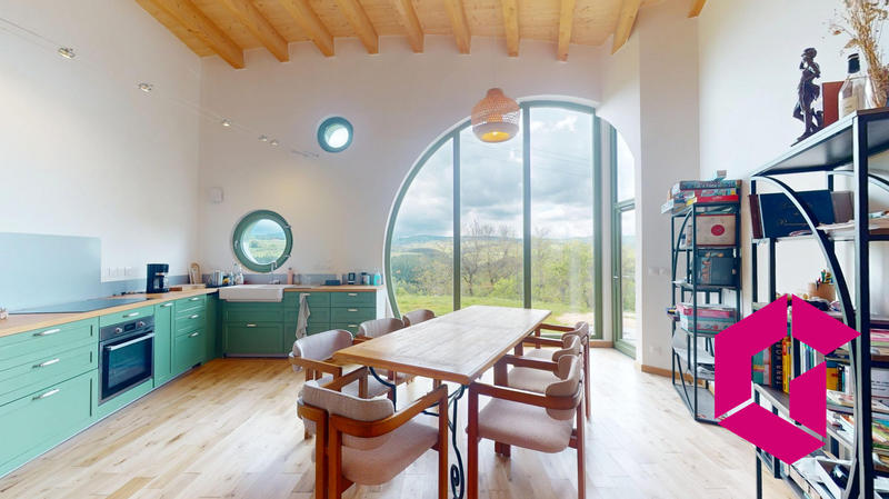 Maison - 100 m² - 4 pièces