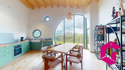 Maison - 100 m² - 4 pièces