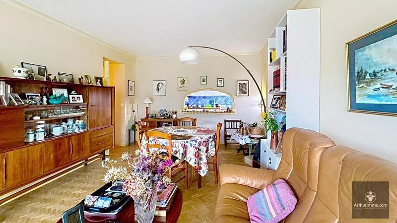 Appartement - 86 m² - 4 pièces