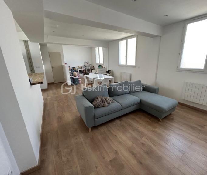 Maison - 139 m² - 6 pièces