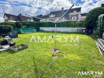 Maison - 105 m² - 4 pièces