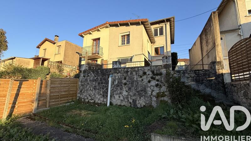 Maison - 83 m² - 4 pièces