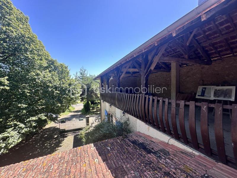 Propriété - 398 m² - 13 pièces