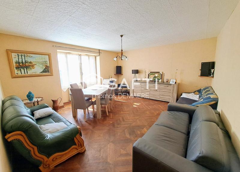 Maison - 214 m² - 8 pièces