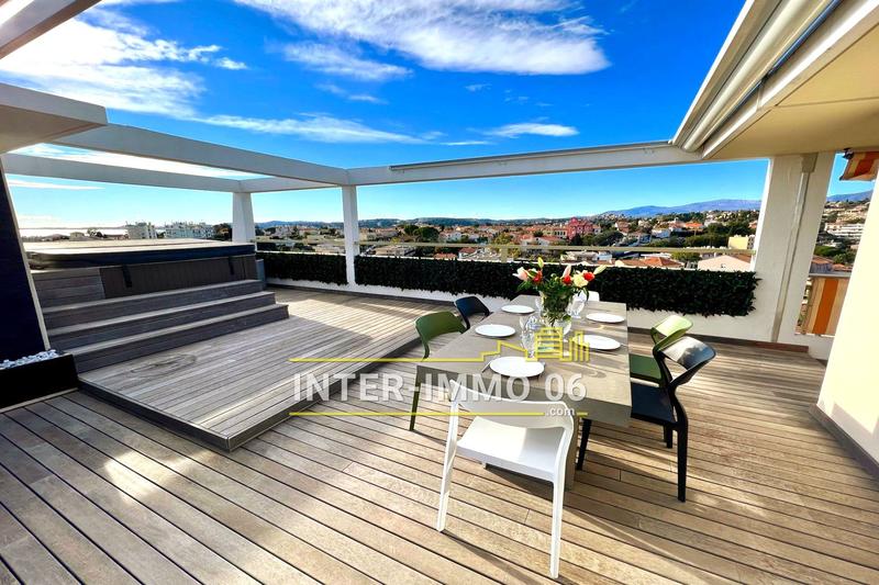 Appartement - 150 m² - 4 pièces