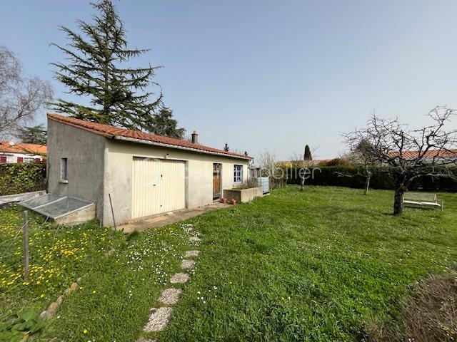 Pavillon - 120 m² - 7 pièces