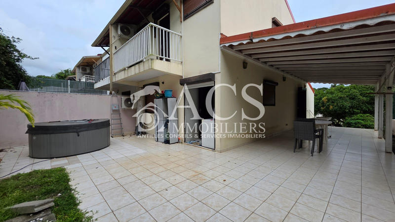 Appartement - 89 m² - 4 pièces