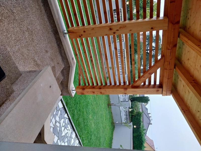 Maison - 220 m² - 10 pièces