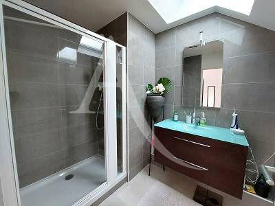 Appartement - 119 m² - 5 pièces