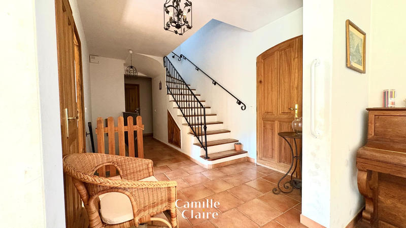 Maison - 160 m² - 5 pièces