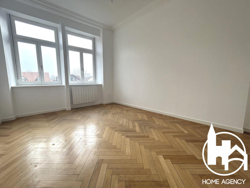 Appartement - 95 m² - 5 pièces