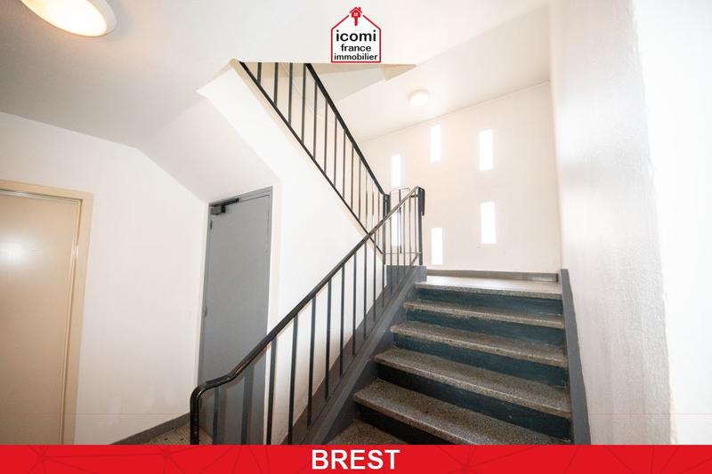 Appartement - 100 m² - 6 pièces