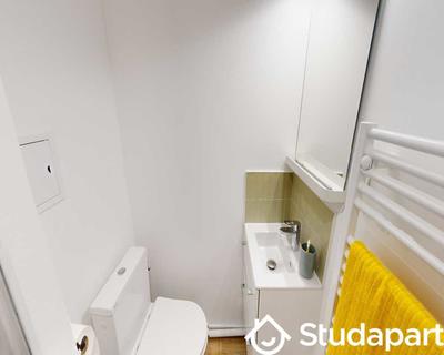 Chambre - 160 m² - 1 pièce