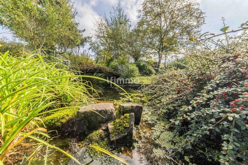 Maison chambre d'hôtes - 255 m² - 9 pièces