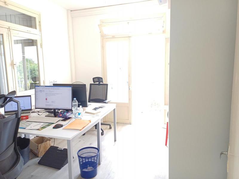 Bureau - 145 m²