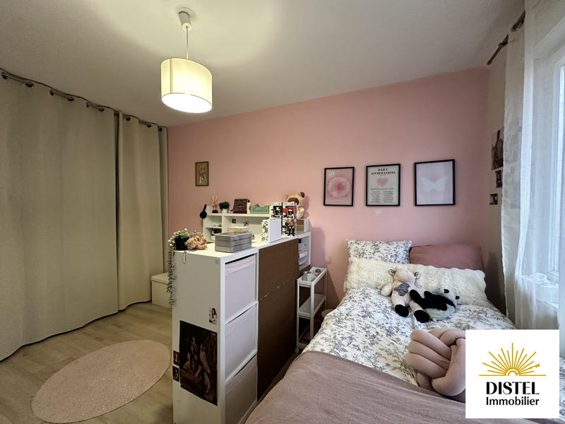 Appartement - 93 m² - 4 pièces