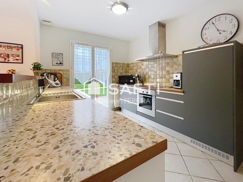 Maison - 98 m² - 4 pièces