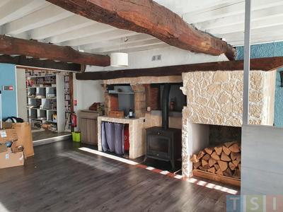 Maison - 288 m² - 9 pièces