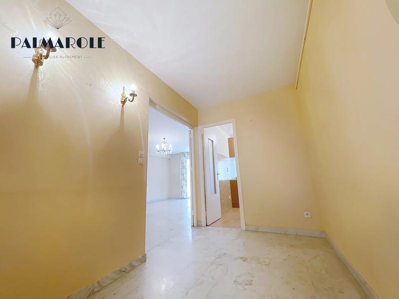 Appartement - 93 m² - 4 pièces