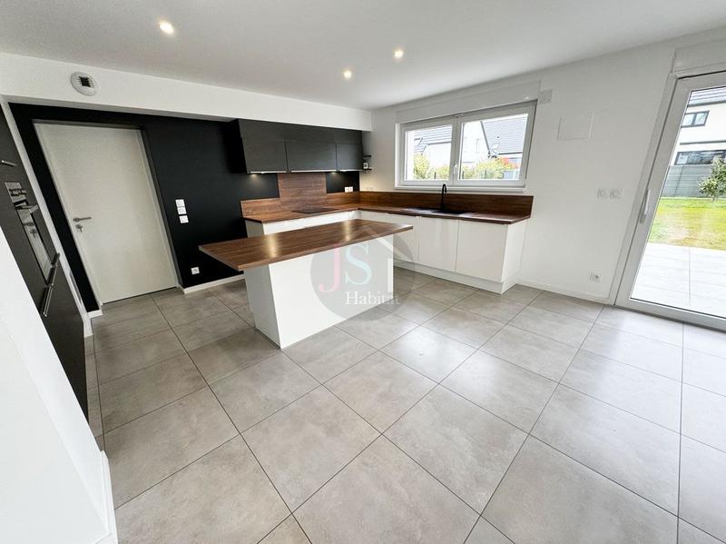 Maison - 130 m² - 4 pièces