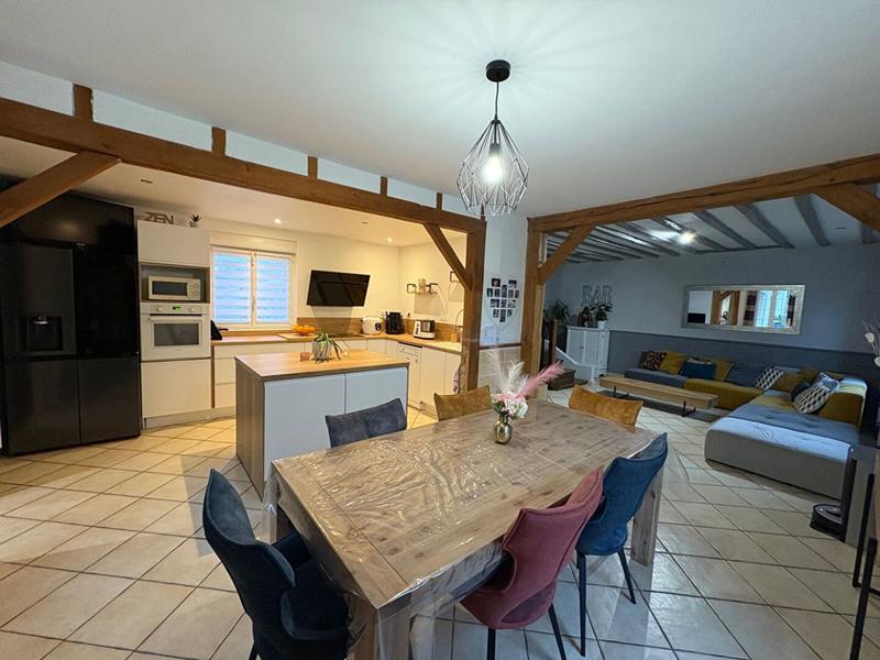 Maison - 148 m² - 5 pièces