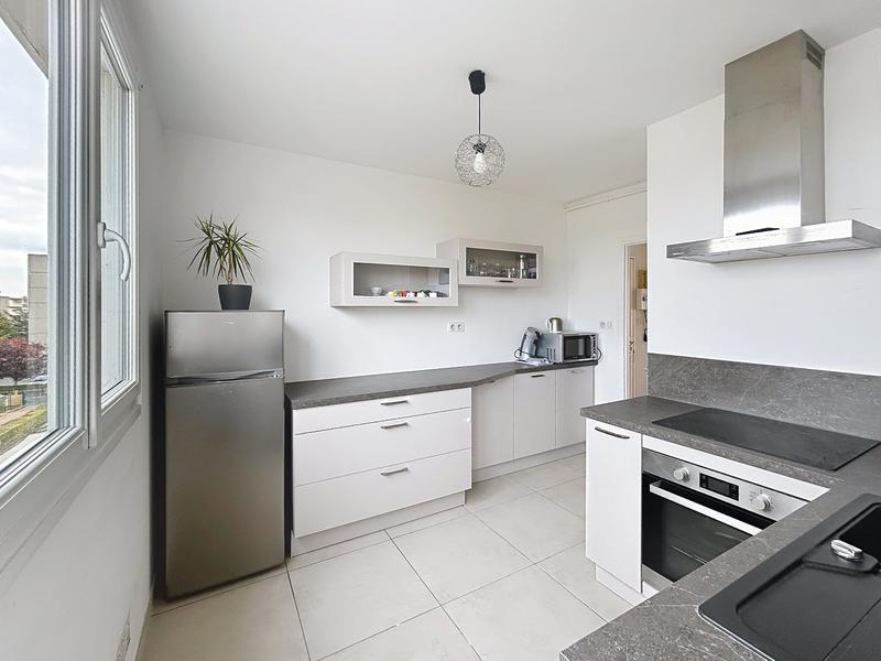 Appartement - 79 m² - 3 pièces