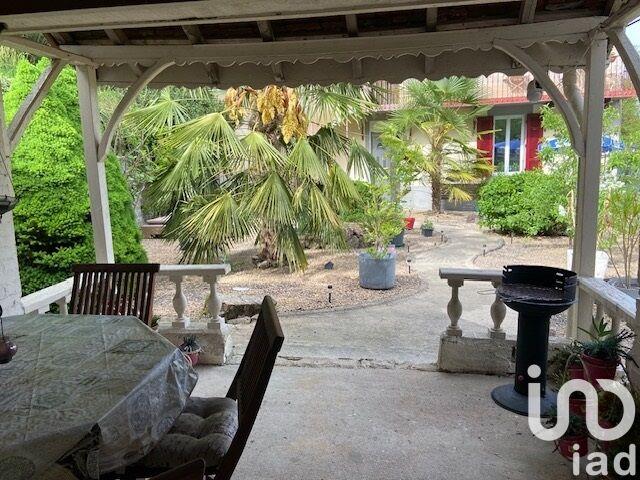 Maison de campagne - 210 m² - 10 pièces