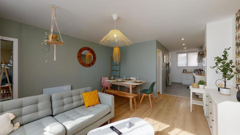 Appartement - 80 m² - 5 pièces