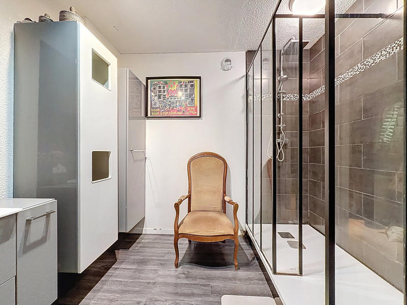 Appartement - 87 m² - 5 pièces