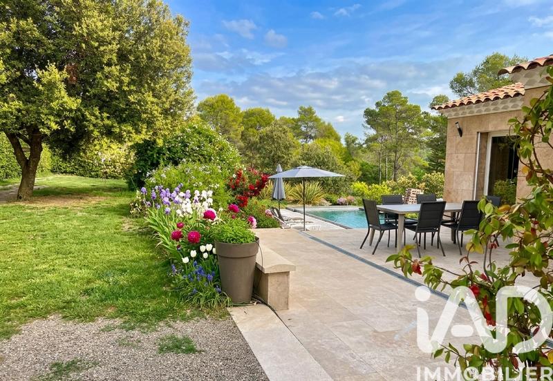 Maison - 150 m² - 6 pièces