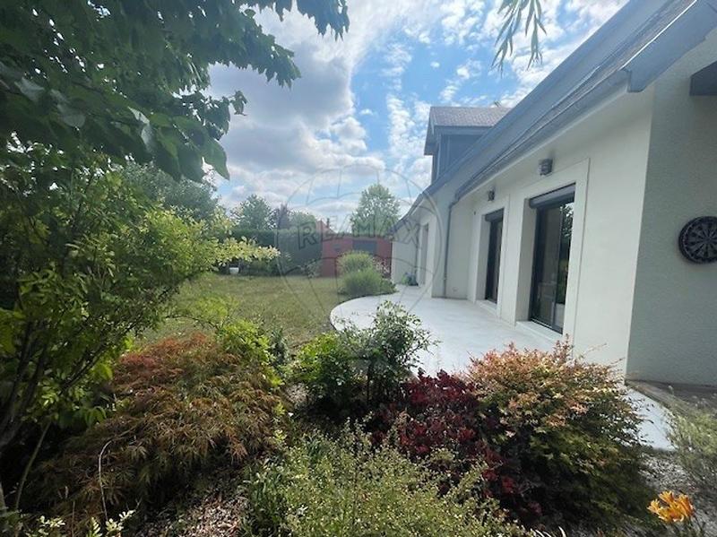 Maison - 143 m² - 6 pièces