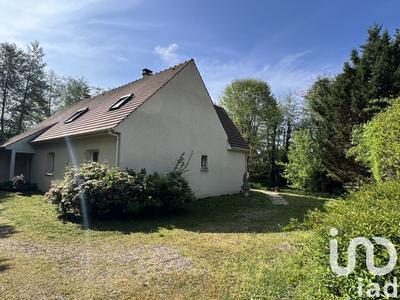 Maison - 213 m² - 7 pièces