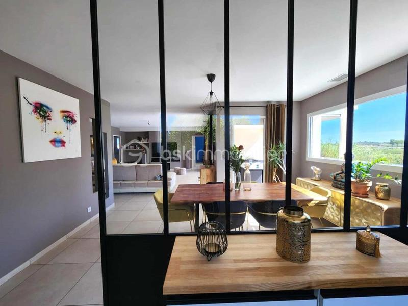 Villa - 145 m² - 6 pièces