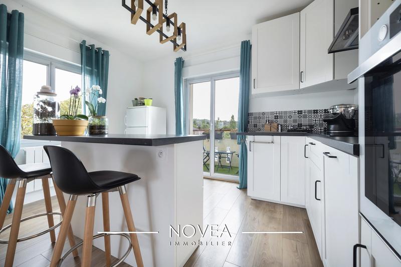 Appartement - 90 m² - 4 pièces