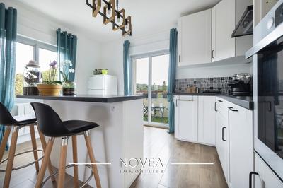 Appartement - 90 m² - 4 pièces