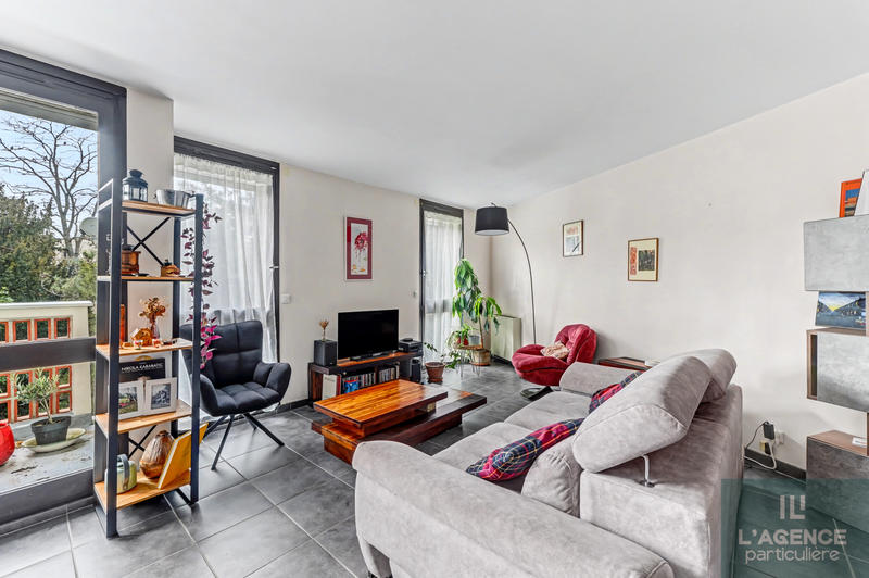 Appartement - 99 m² - 3 pièces