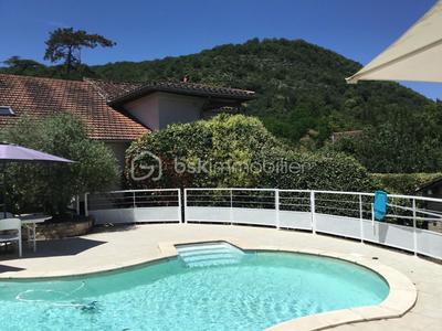 Maison en pierre - 147 m² - 4 pièces