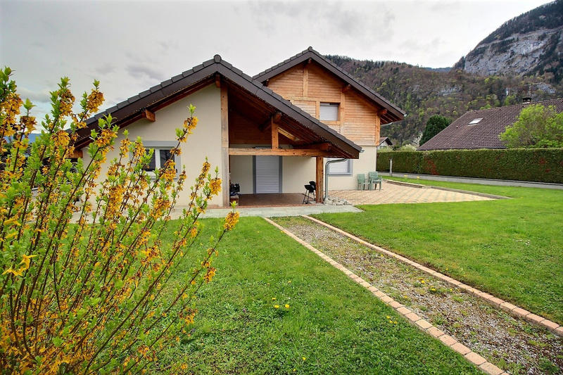 Maison - 110 m² - 4 pièces