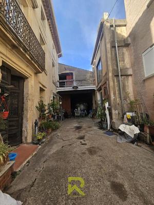 Maison de village - 210 m² - 9 pièces