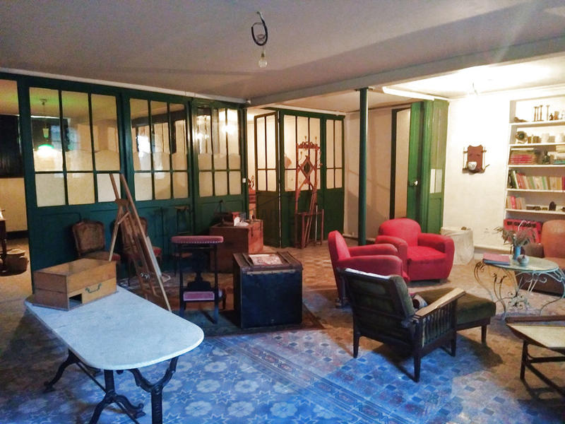 Maison - 950 m² - 42 pièces