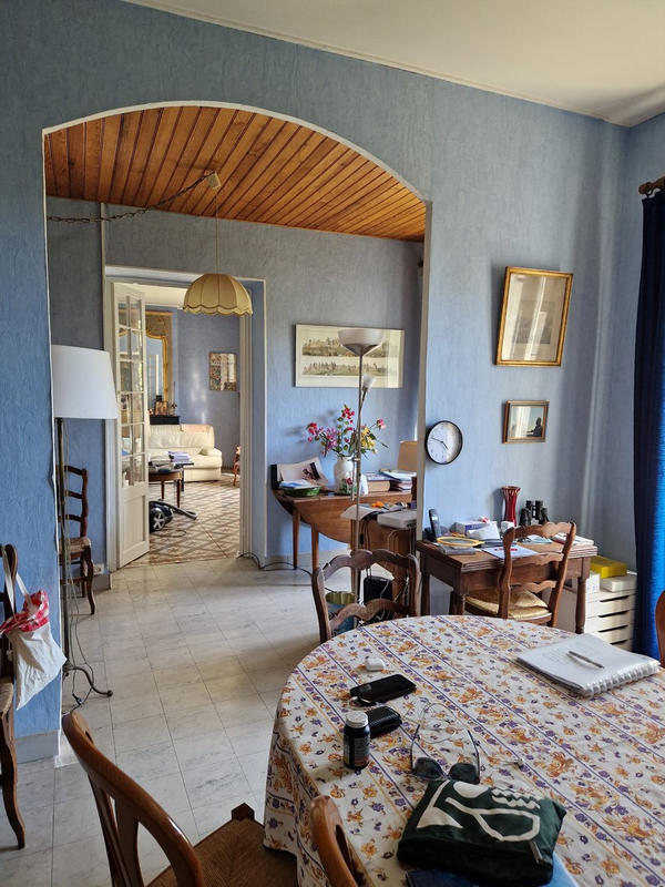 Maison - 200 m² - 8 pièces