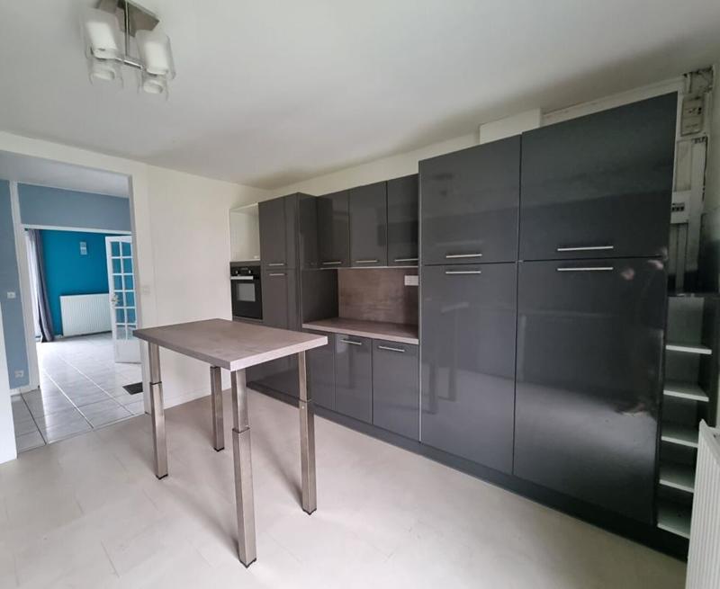 Maison - 146 m² - 7 pièces